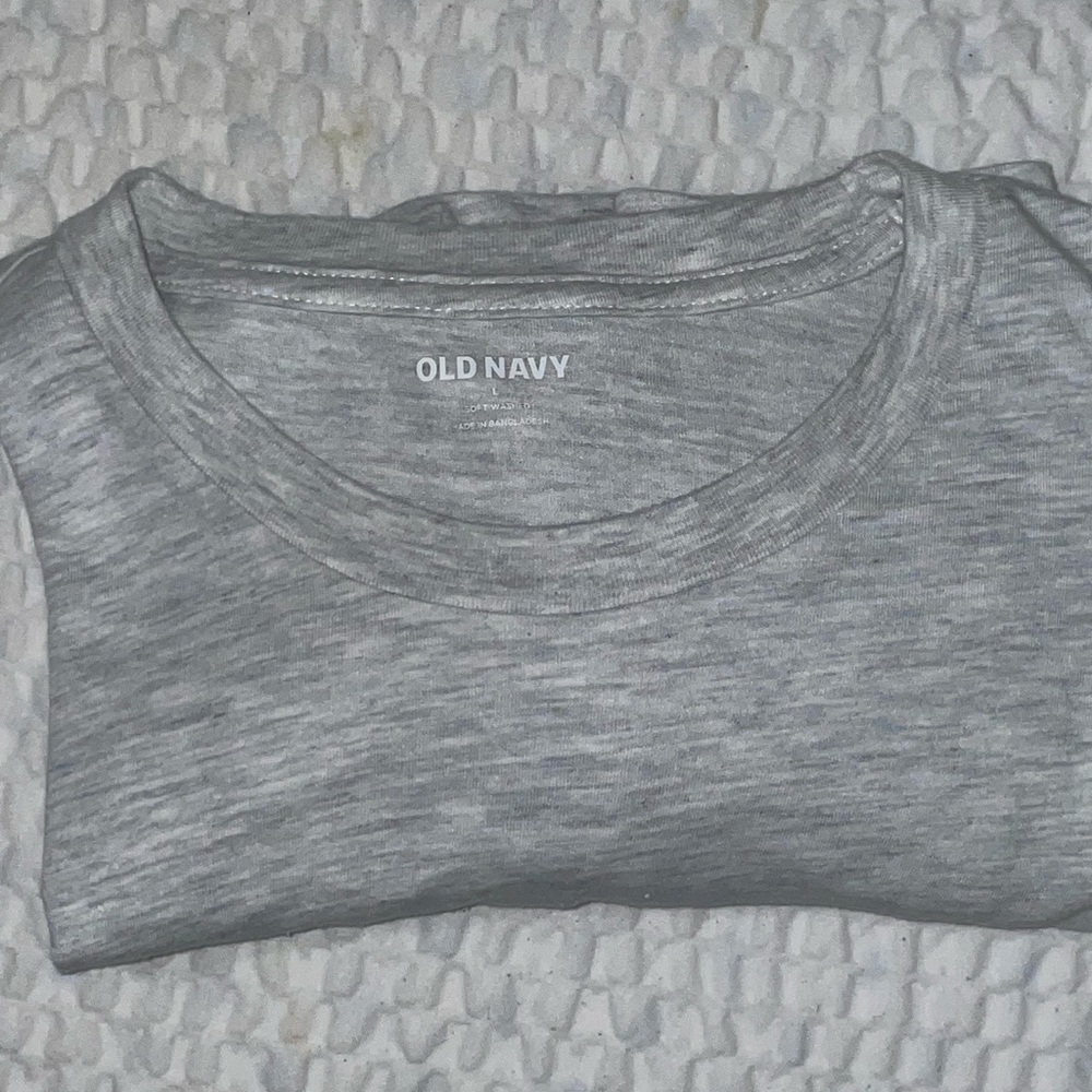 Old Navy men’s Heather Gray Long Sleeve Tee, size L